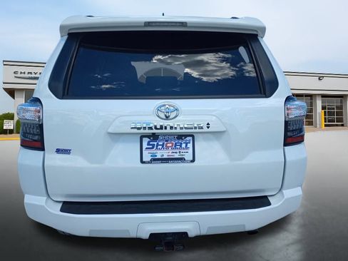 Used 2021 Toyota 4Runner SR5 Premium image 6