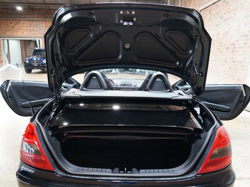 Used 2007 Mercedes-Benz SLK 55 AMG image 40