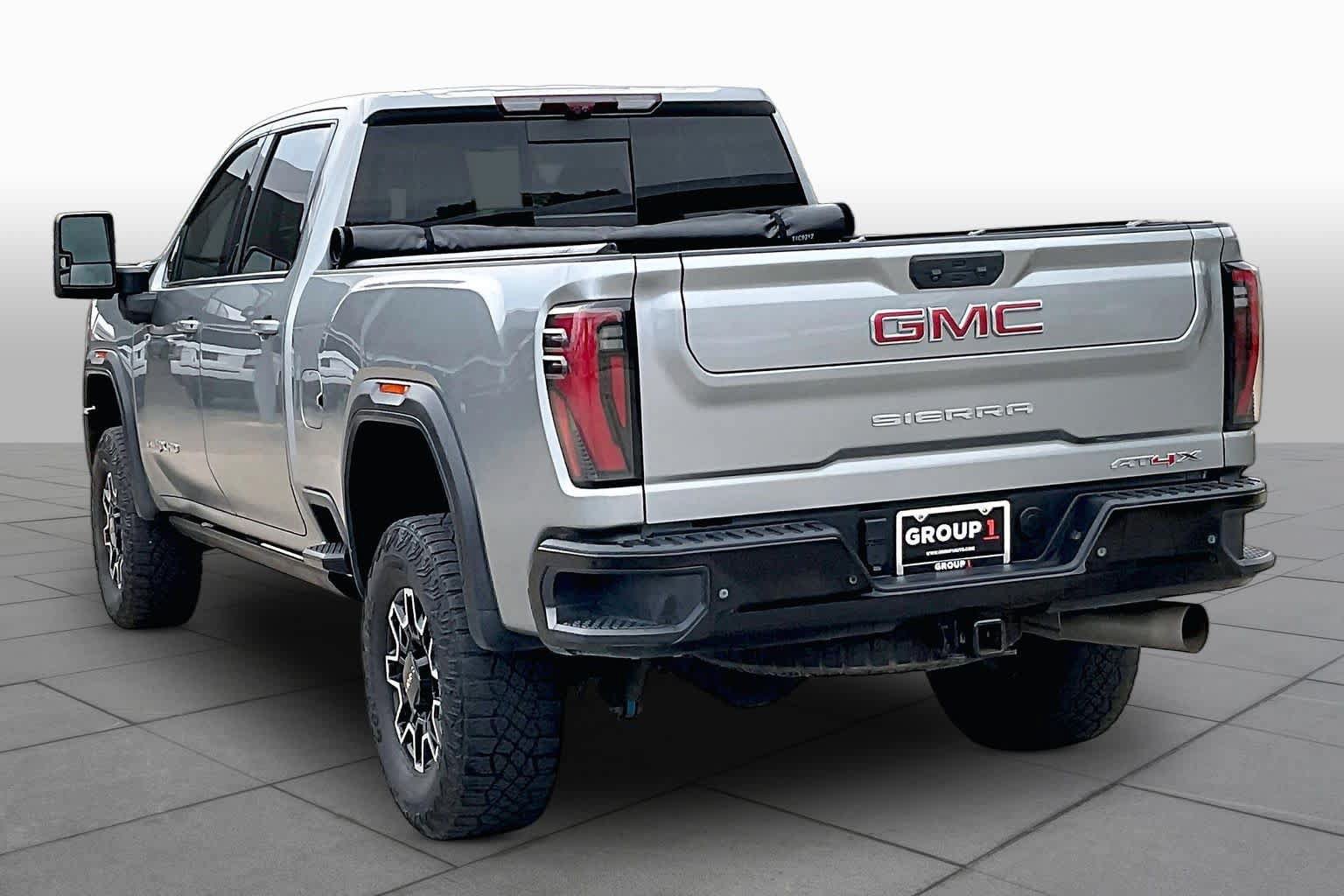 Used 2024 GMC Sierra 2500 AT4X AWD/4WD image 12