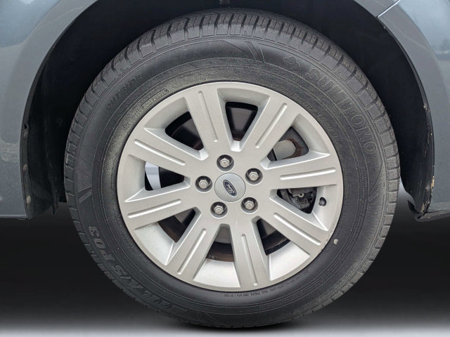 Used 2010 Ford Flex SE FWD image 11
