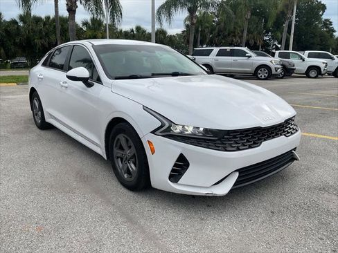 Used 2022 Kia K5 LXS FWD image 11