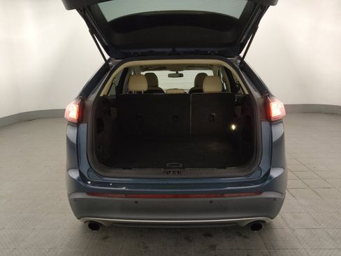 Used 2016 Ford Edge SEL w/ Equipment Group 201A AWD/4WD image 29