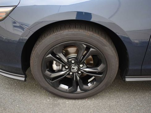 Used 2025 Honda Accord SE image 8