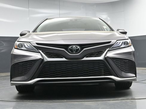 Used 2022 Toyota Camry XSE image 24