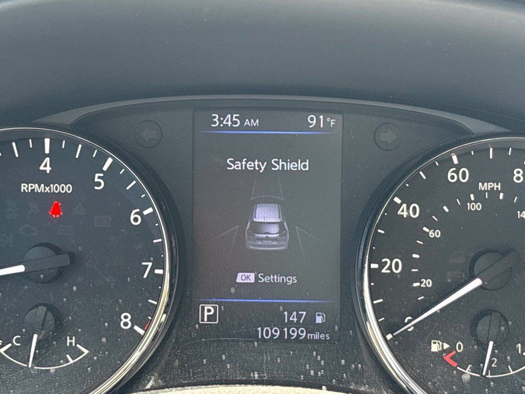 Used 2018 Nissan Rogue SV FWD image 23