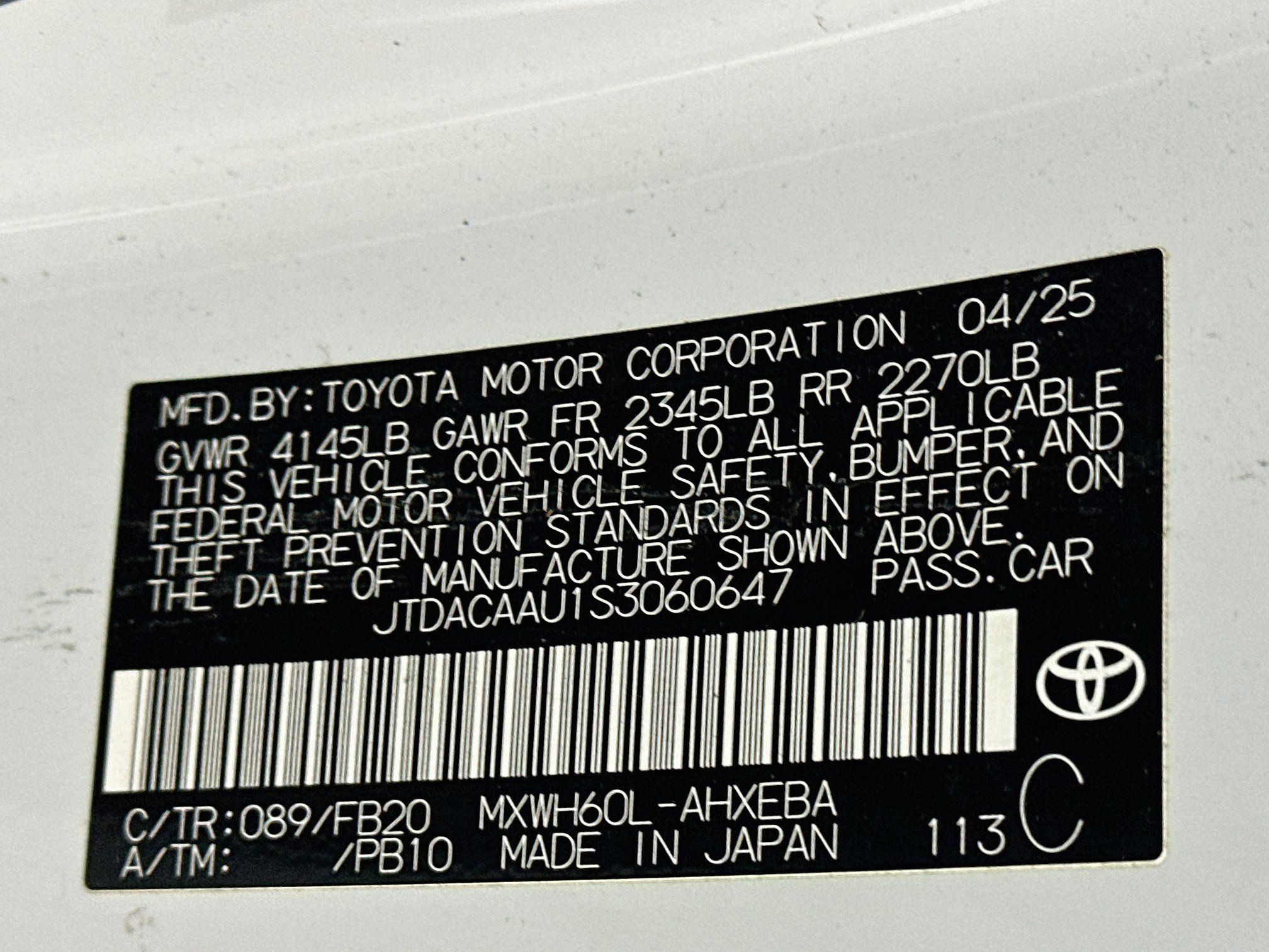 Used 2025 Toyota Prius LE FWD image 12