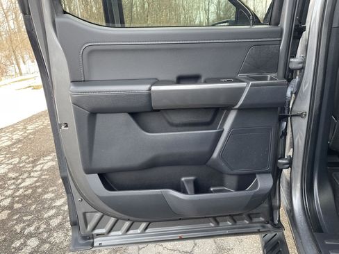 Used 2021 Ford F150 XLT w/ Equipment Group 302A High image 17