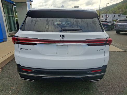 New 2026 Buick Enclave Preferred w/ Power Package image 5