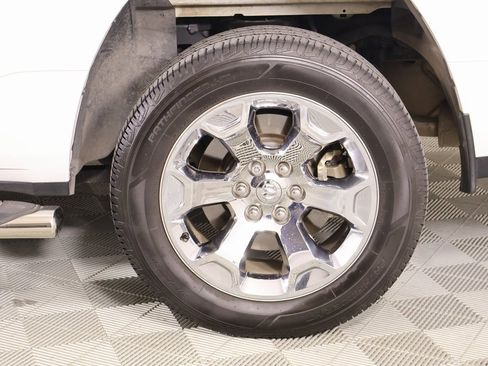 Used 2021 RAM 1500 Big Horn image 16