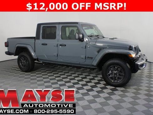 New 2026 Jeep Gladiator Sport AWD/4WD image 1