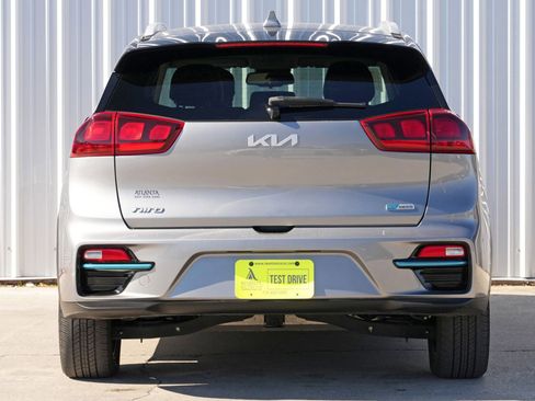 Used 2022 Kia Niro EX w/ Cold Weather Package image 10