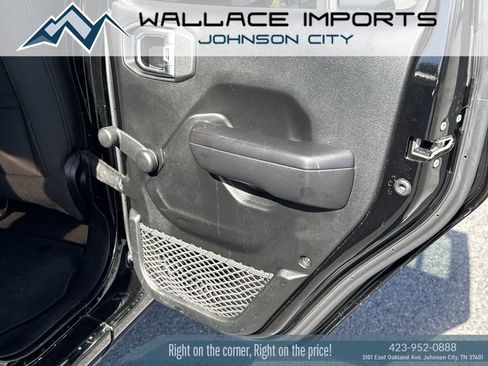 Used 2021 Jeep Gladiator Sport image 29