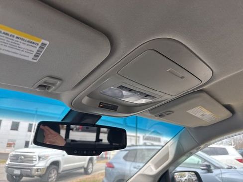 Used 2016 Chevrolet Colorado Z71 image 20