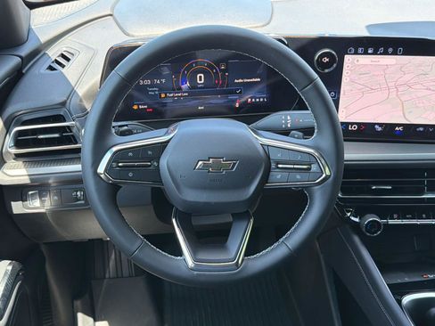 New 2026 Chevrolet Traverse LT w/ Midnight/Sport Edition FWD image 24