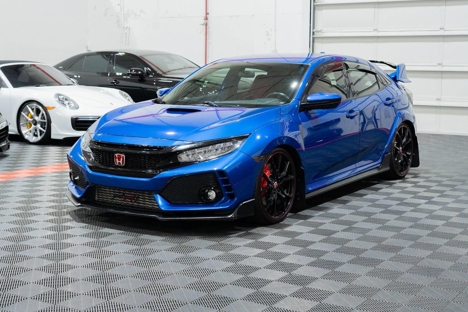 Used 2018 Honda Civic Type R image 3