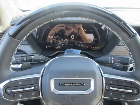 New 2026 GMC Acadia Denali Ultimate image 18