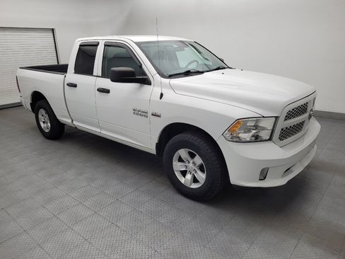 Used 2017 RAM 1500 Express AWD/4WD image 11