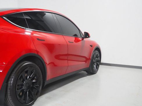 Used 2023 Tesla Model Y Long Range AWD/4WD image 54