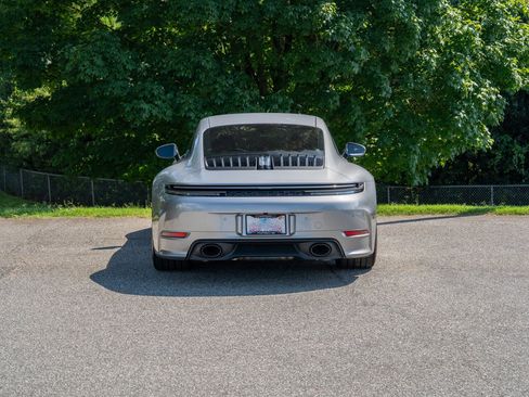 Certified 2026 Porsche 911 Carrera T RWD image 6