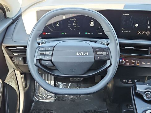 Used 2025 Kia EV6 Light w/ Light LR Technology Package RWD image 19