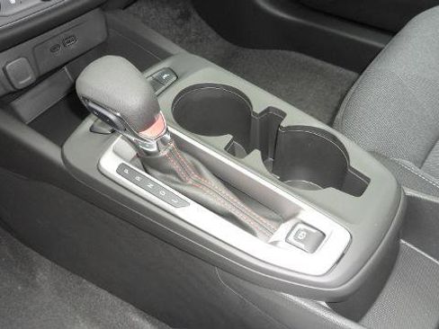 New 2026 Chevrolet Trax RS w/ Sunroof Package FWD image 17