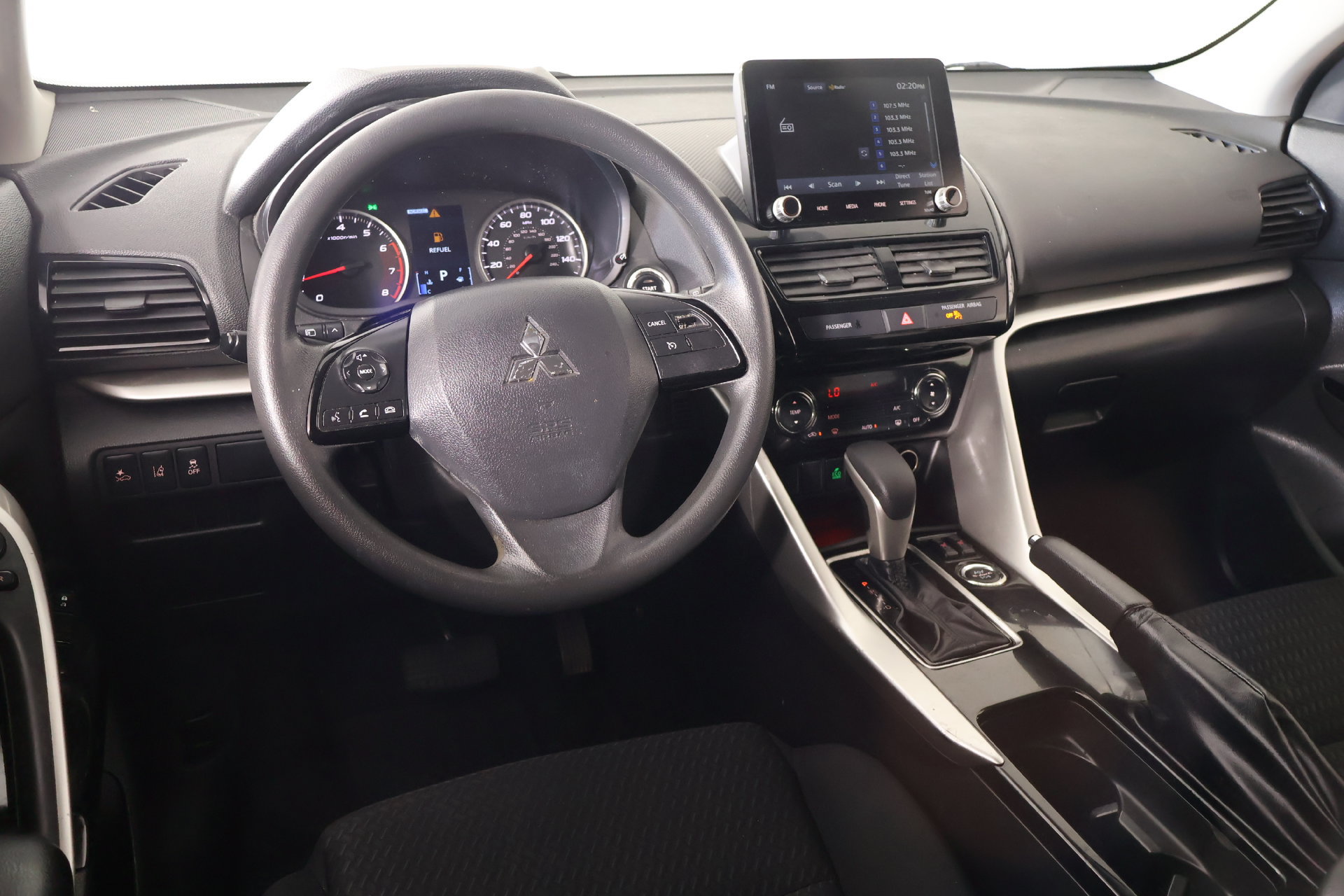 Used 2024 Mitsubishi Eclipse Cross LE AWD/4WD image 2