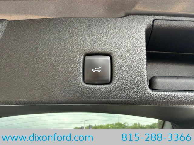 Used 2023 Ford Escape Platinum AWD/4WD image 28