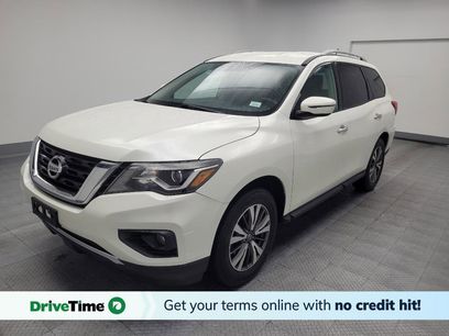 Used 2017 Nissan Pathfinder SV