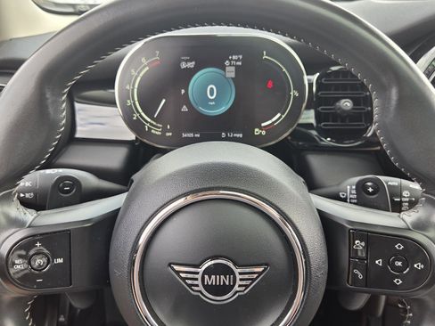 Used 2022 MINI Cooper S w/ Signature Upholstery Package image 18