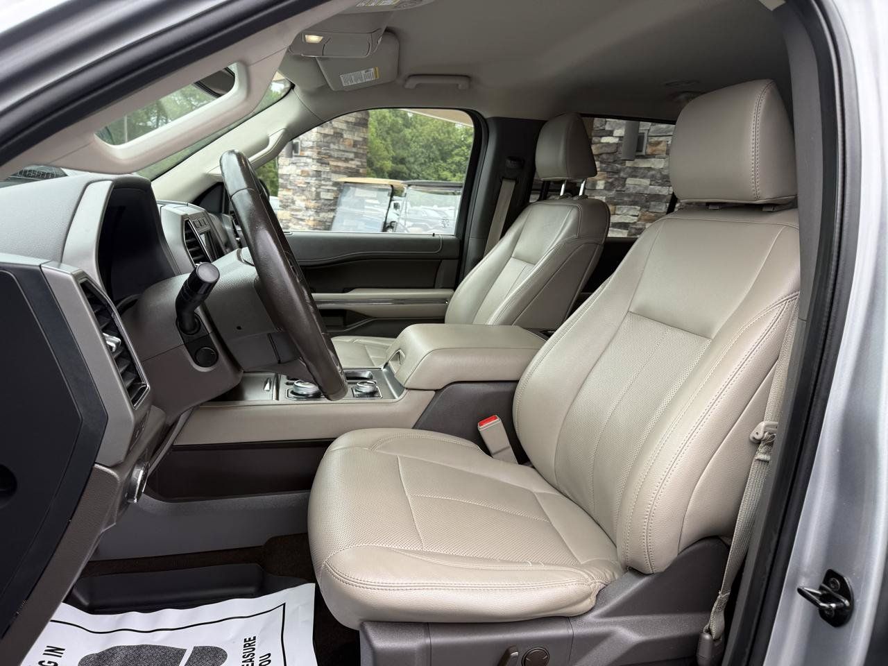 Used 2021 Ford Expedition Max XLT AWD/4WD image 9