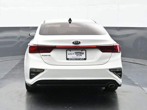 Used 2020 Kia Forte LXS FWD image 3