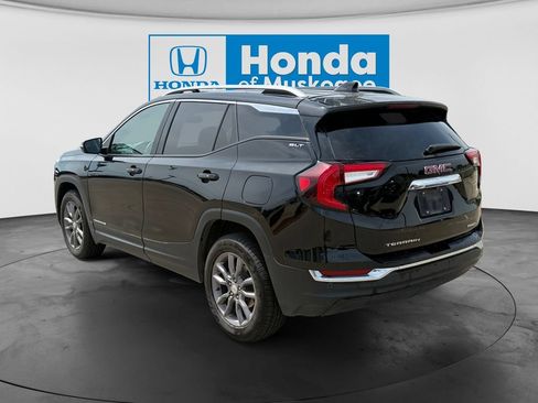 Used 2023 GMC Terrain SLT AWD/4WD image 7