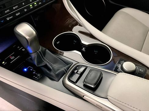 Used 2018 Lexus RX 350 image 16