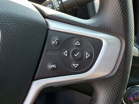 Used 2023 GMC Terrain SLE w/ Driver Convenience Package image 22