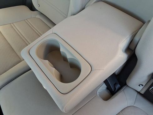 Used 2020 Kia Sorento LX w/ LX I4 Convenience Package image 29