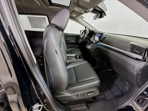Used 2024 Honda Odyssey Touring image 37