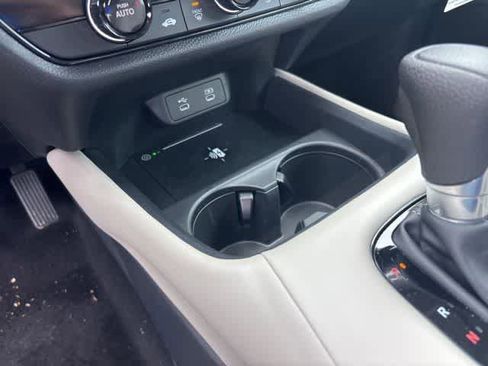 Used 2026 Honda HR-V LX image 19