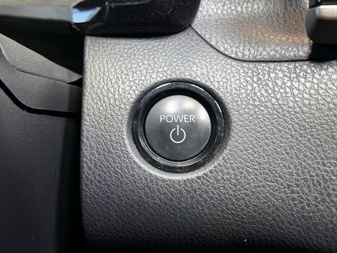 Certified 2025 Toyota Camry SE image 32