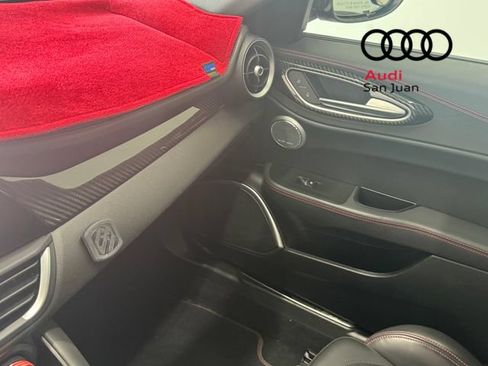 Used 2020 Alfa Romeo Giulia Quadrifoglio RWD image 33