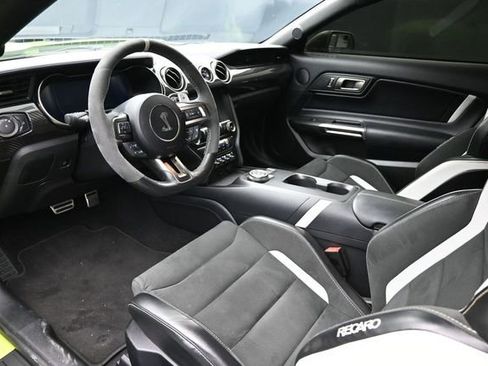 Used 2020 Ford Mustang Shelby GT500 w/ Technology Package RWD image 12