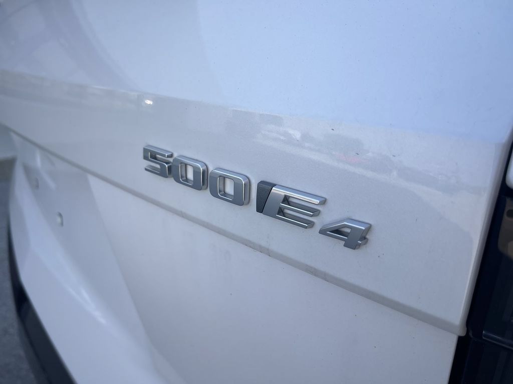 Used 2025 Cadillac Optiq Luxury 2 w/ LPO, Floor Liner Package AWD/4WD image 4