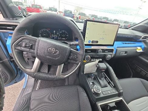 New 2026 Toyota Tacoma TRD Off-Road AWD/4WD image 9