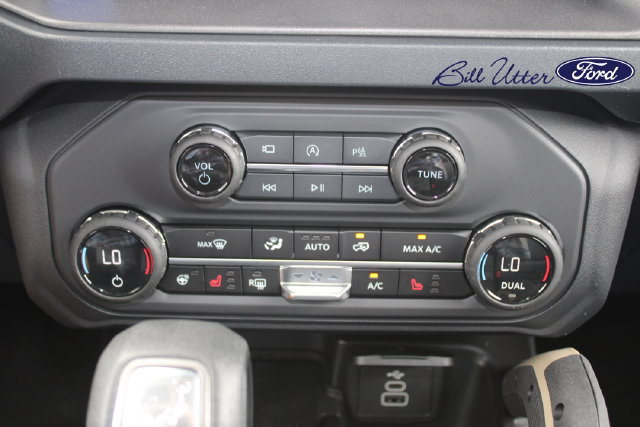 New 2026 Ford Bronco Badlands AWD/4WD image 13