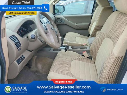 Used 2013 Nissan Frontier SV RWD image 9