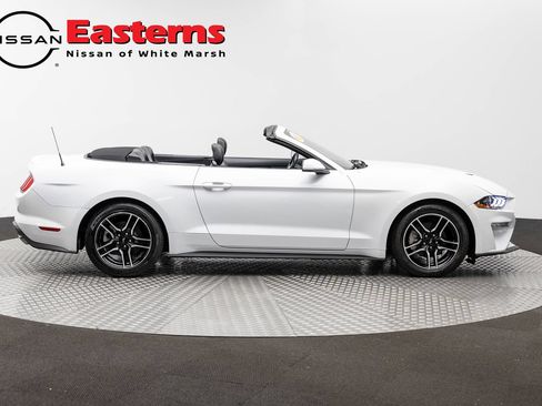 Used 2022 Ford Mustang Premium RWD image 4