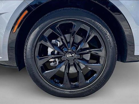 Used 2023 Kia Sorento SX FWD image 10