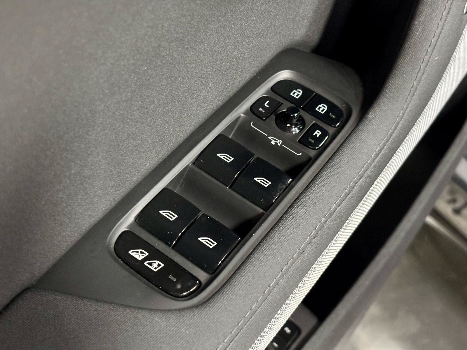 Used 2024 Polestar Polestar 2 AWD/4WD image 14