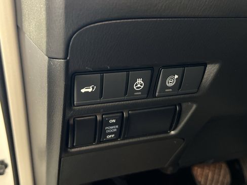 Used 2024 INFINITI QX80 Luxe image 32