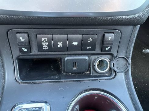 Used 2015 GMC Acadia SLE AWD/4WD image 22