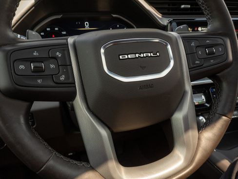 Used 2023 GMC Sierra 1500 Denali w/ Denali Reserve Package AWD/4WD image 31